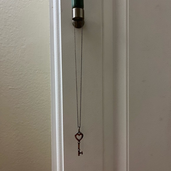 Authentic Tiffany key necklace - Picture 3 of 5